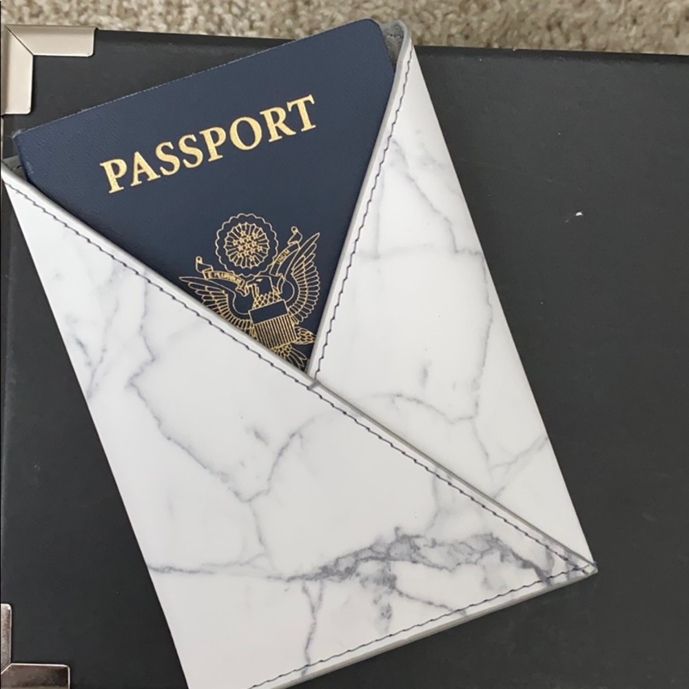Marble passport sleeve